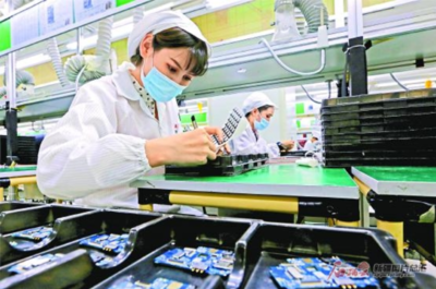 第三次中央新疆工作座談會(huì)一周年綜述之二:奮楫揚(yáng)帆啟新篇